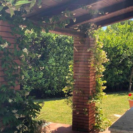 Le Tre Palme Fontane Bianche Exterior foto